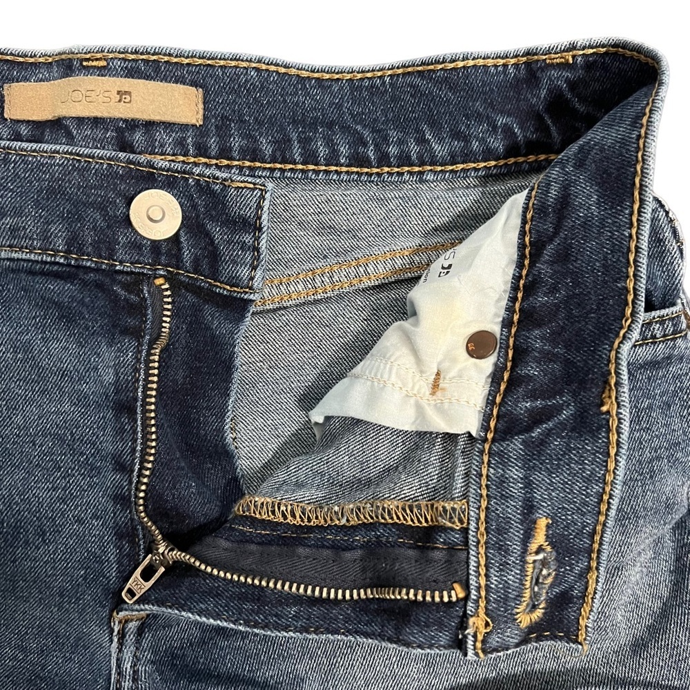 Joe's Jean’s Andrea Frayed Hem Cut Off Jean Shorts - Picture 5 of 12